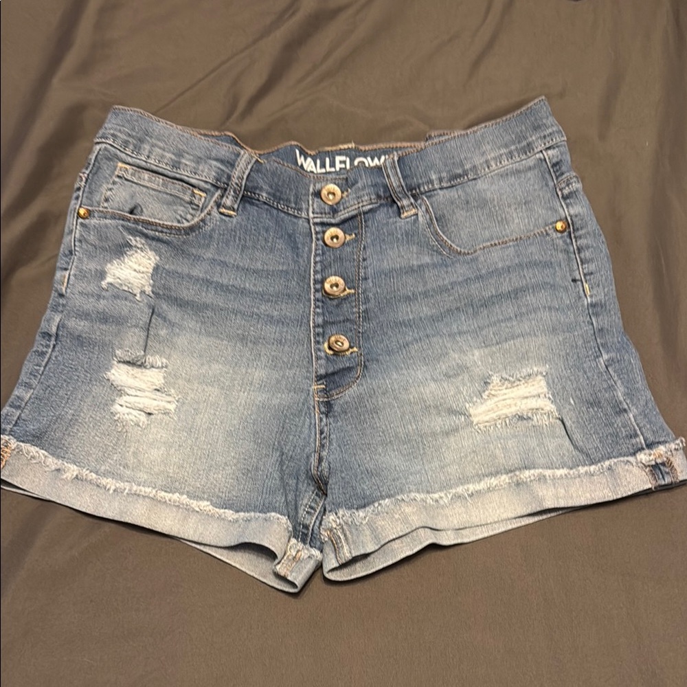 Wallflower Blue Jean Shorts with Highrise Fit